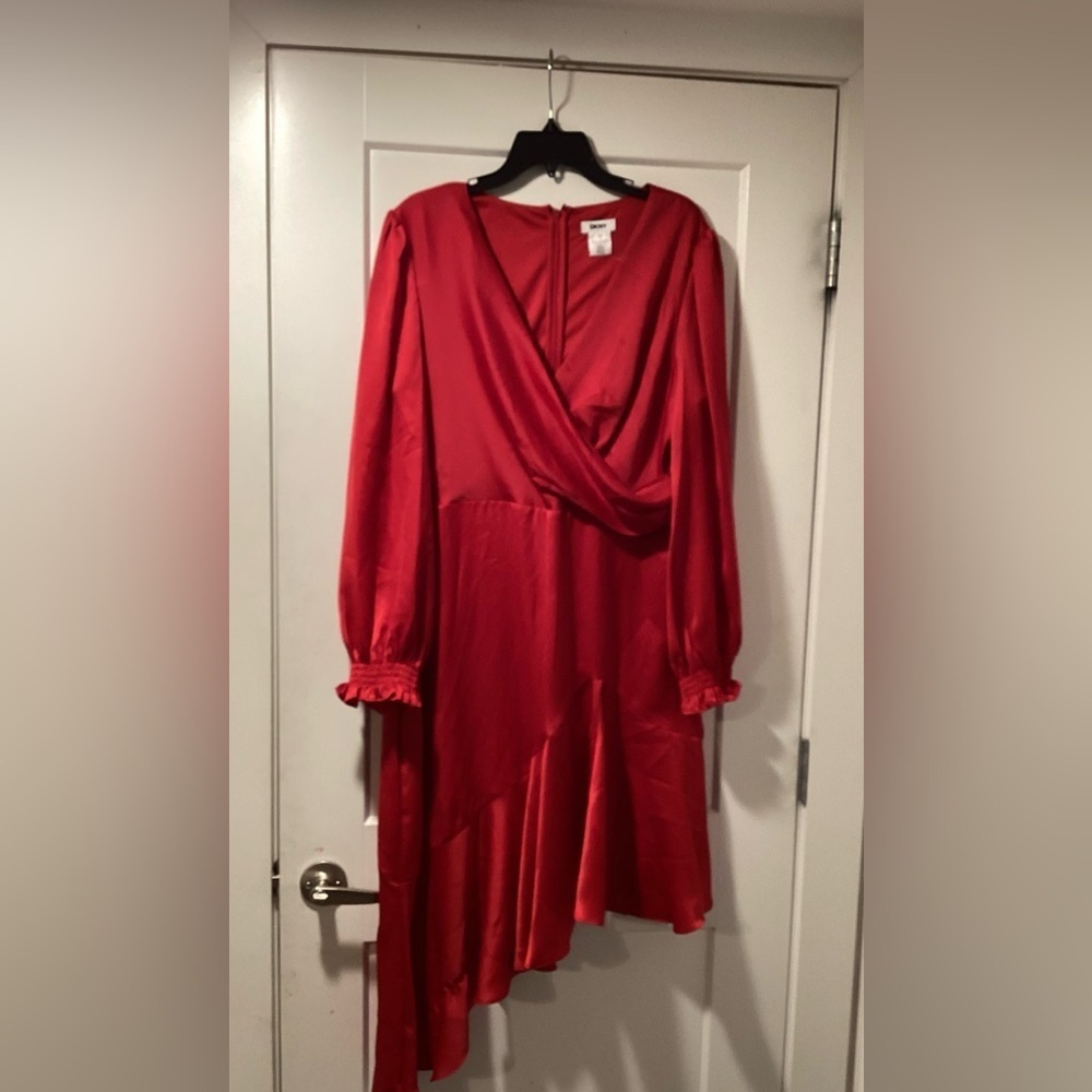 NWOT DKNY Size 14 Midi Wrap‎ Dress Asymmetrical-Hem